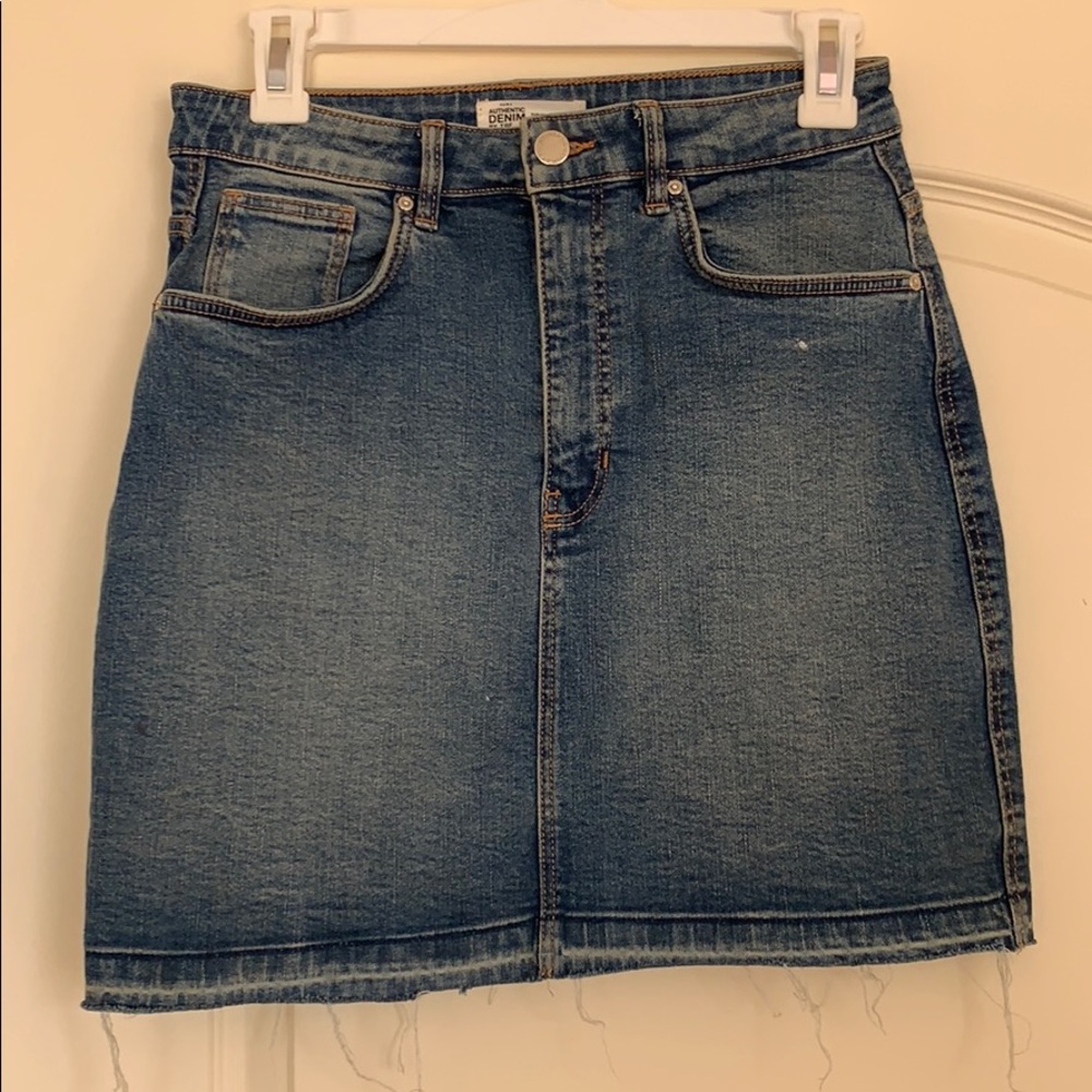 NEVER WORN! Zara denim skirt
